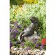 Gartendeko Figur: Bronzefigur Garten, Mads der Hase, Wasserspeier/Brunnen, 30 cm hoch mit Stein, original Rottenecker Objekt