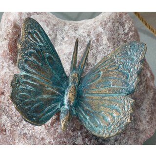 Details:   Schmetterling  klein 7 x 6 cm auf Rosario Findling, original Rottenecker Objekt / Bronze, Figur, Garten 