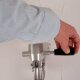 DER Klassiker für Kleinbetriebe und Bäckereien: Handbetriebener SCHNEIDER Entsteiner für Zwetschgen, Zwetschgenentsteienr aus Aluminum-Guss mit säurebeständigem 6-fach Messer, Auswerfer für geschnittene Zwetschgen und Steine, Links- /Rechtshänder-Griff