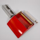 Flaschen-Etikettierer: HADE A6 Standard, klassisches Hand-Etikettiergerät von Heinrich Hade, Nassleim Etikettiermaschine für Flaschen-Etiketten, Gläser, Dosen usw