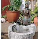 Gartendeko Figur: Bronzefigur Garten,  Frau sitzend,...