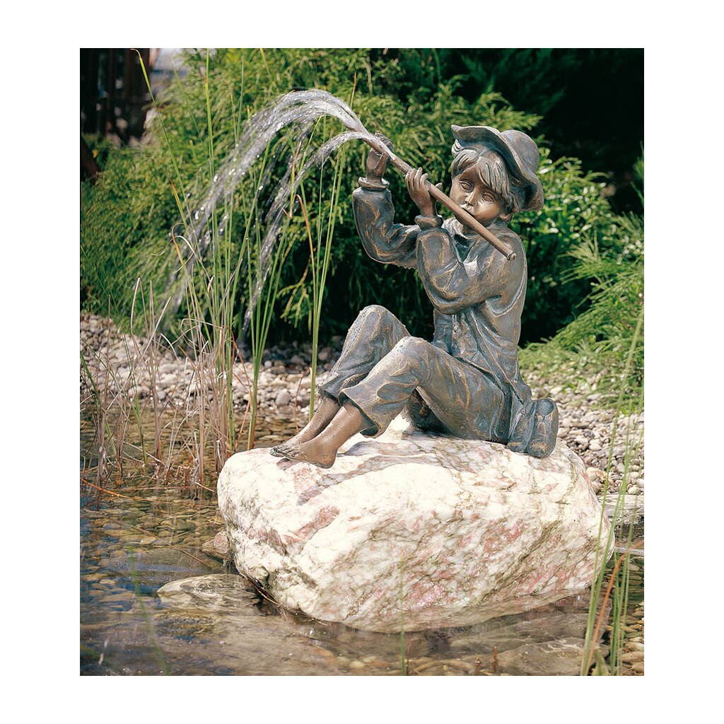 Gartendeko: Bronzefigur Hans, Wasserspeier/Brunnen, 44 cm hoch 	 
		 (Bronzefigur,Gartenfigur,Gartenskulptur,Gartendeko, Bronze-Gartenfigur)  
	
