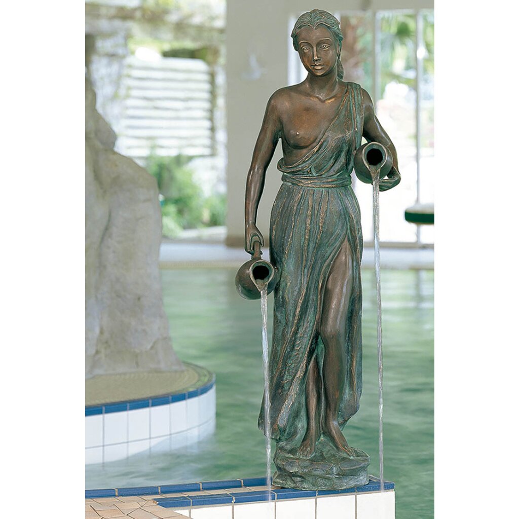 Gartendeko Figur: Bronzefigur Garten,  Frau stehend, klassisch griechisch Kassandra, Wasserspeier Frau, 109 cm hoch 	 
		 (Bronzeskulptur,Bronzefigur)  
	