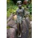 Gartendeko Figur: Bronzefigur Garten,  Mädchen / Frau sitzend, Berrit, 48 cm hoch, original Rottenecker Objekt