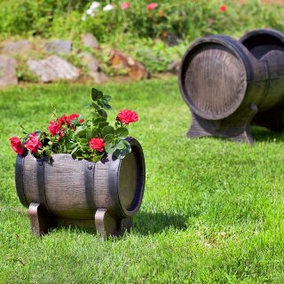 Details:   YERD Blumentopf / Blumenkübel: Fass Wine S  (31cm x 31cm), Kunststof, Pflanzkübel außen / outdoor frostsicher, hergestellt in der EU  / Blumentopf, Gartentopf, Gartenkübel, Blumenkübel,  ROTO 