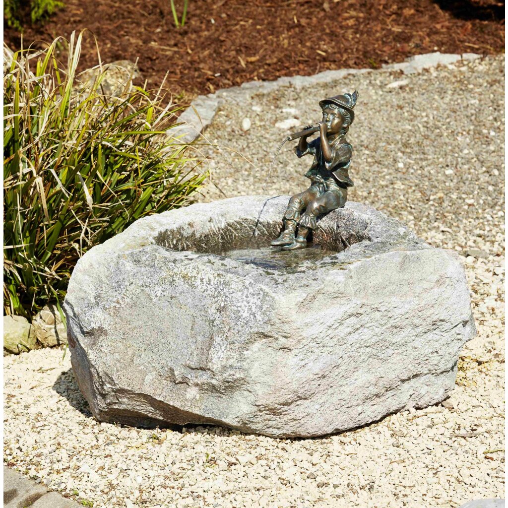 Granit Trog groß mit Antonio (991240) 	 
		 (Bronze, Wasserspeier)  
	