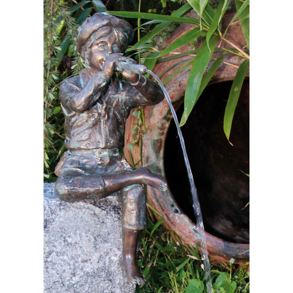 Bronze Flötenspieler sitzend wsp. 43 cm hoch 	 
		 (Bronze, Figur, Garten)  
	