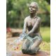 Bronzefigur Frau sitzend / kniend,   Akt: Chiara freistehend 60 cm , Wasserspeier Frau / Brunnen