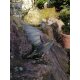 Gartendeko: Bronzefigur Drachenvogel Terrador klein, Wasserspeier/Brunnen, auf Granit, 45 cm hoch